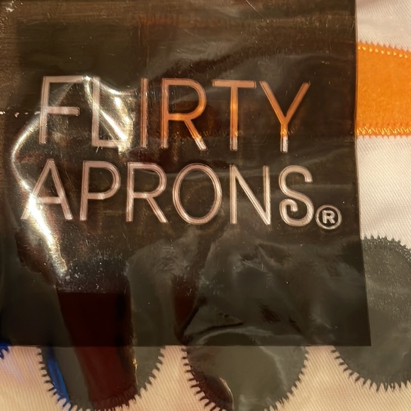 NEW!!!! Girls Snowman Apron! - Picture 4 of 5